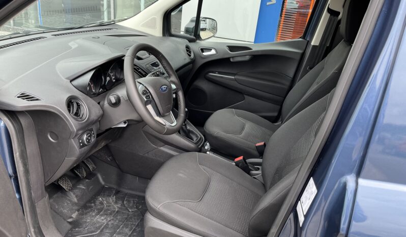 Ford Transit Courier Benzyna od ręki! full