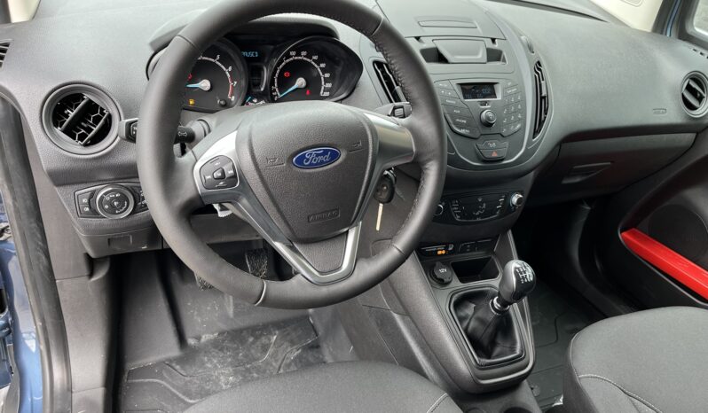 Ford Transit Courier Benzyna od ręki! full