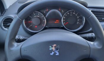 Peugeot 3008 full
