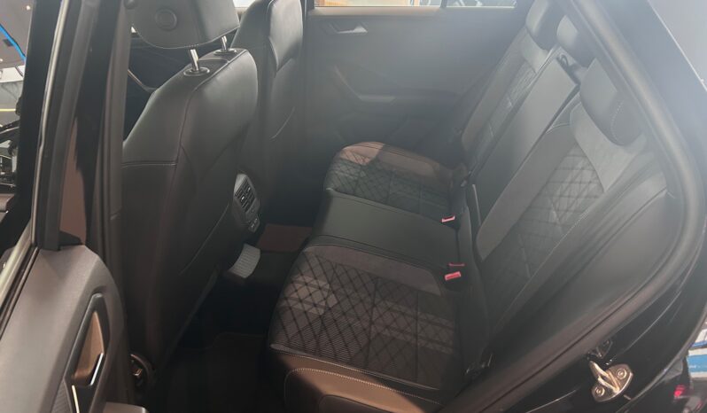 Volkswagen T-Roc R-Line Plus 1.5 TSI 110 kW / 150 KM manualna, 6-biegowa full
