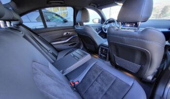BMW Seria 3 318d M Sport full
