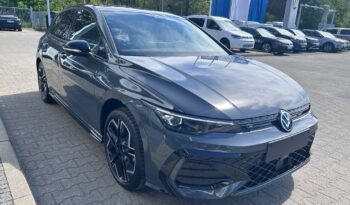 Volkswagen Nowy Golf R-Line Plus 1.5 eTSI mHEV 110 kW / 150 KM DSG, 7-stopniowa full