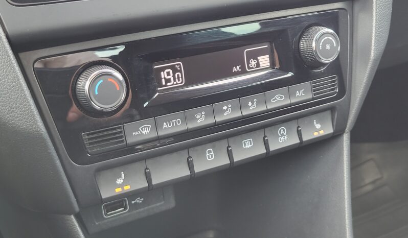 Skoda RAPID 1.0 TSI Style full