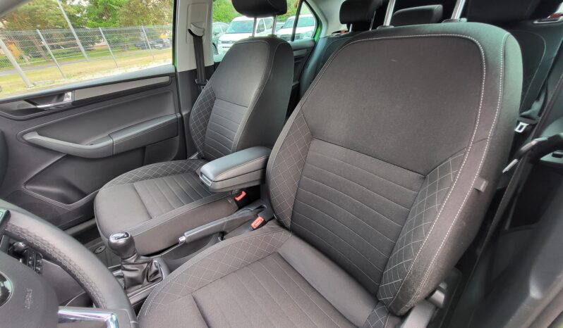 Skoda RAPID 1.0 TSI Style full