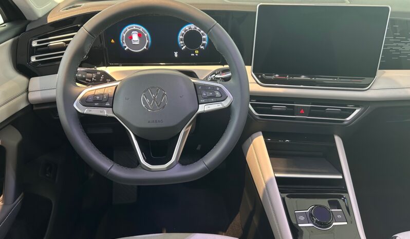 Volkswagen Tiguan Elegance 1,5 eTSI 110 kW / 150 KM automatyczna, DSG 7-stopniowa full