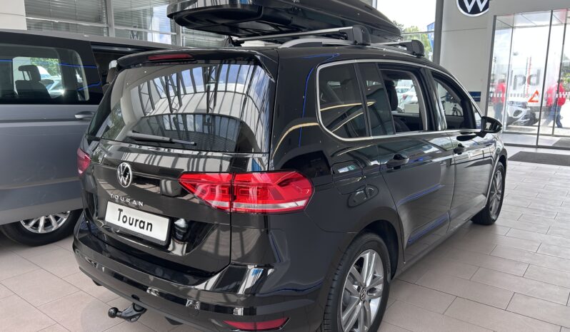 Volkswagen Touran Highline 1.5 TSI EVO 110 kW / 150 KM automatyczna, DSG 7 full