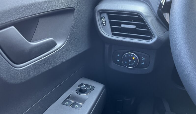 Ford Transit Courier 125 KM od ręki full