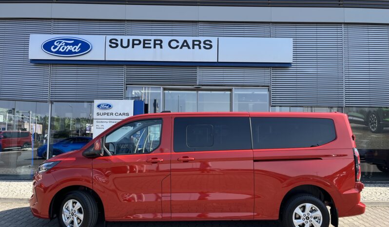 Transit Custom Kombi 8 osobowy automat 170 KM AWD full
