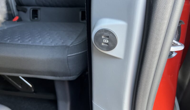 Transit Custom Kombi 8 osobowy automat 170 KM AWD full