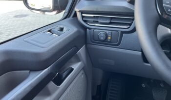 Transit Custom Kombi 8 osobowy automat 170 KM AWD full