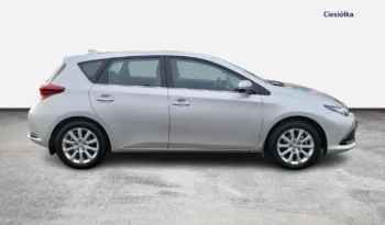 Toyota Auris full