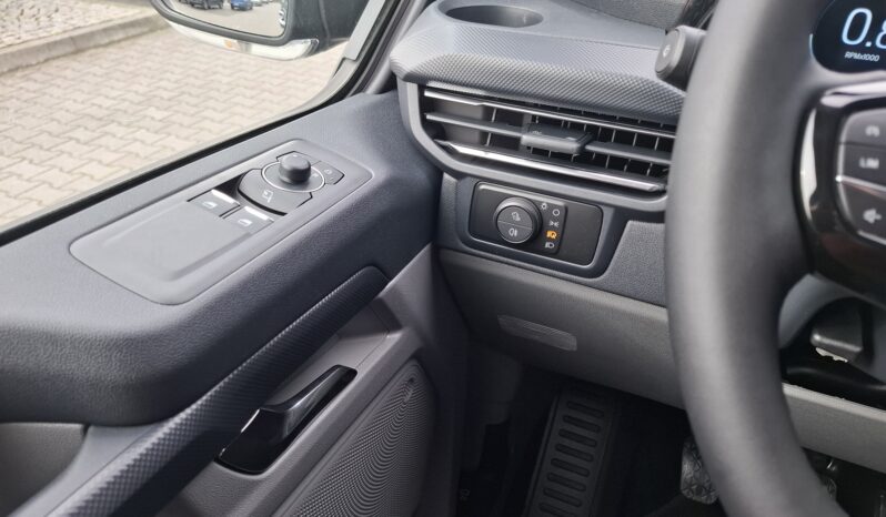 Nowy Ford Transit Custom Diesel 8 osobowy full