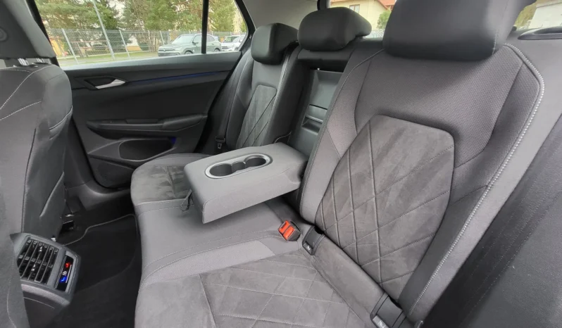 Volkswagen Golf full