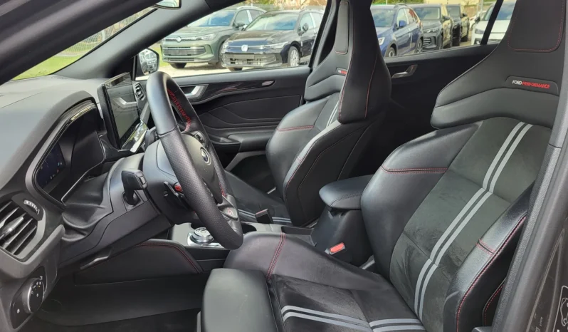 Ford Focus 2.3 EcoBoost ST full