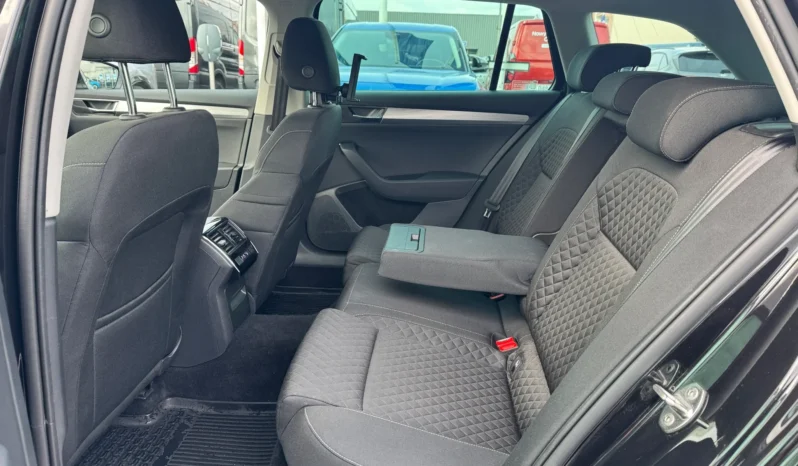 Skoda Superb 1.5 TSI Ambition full