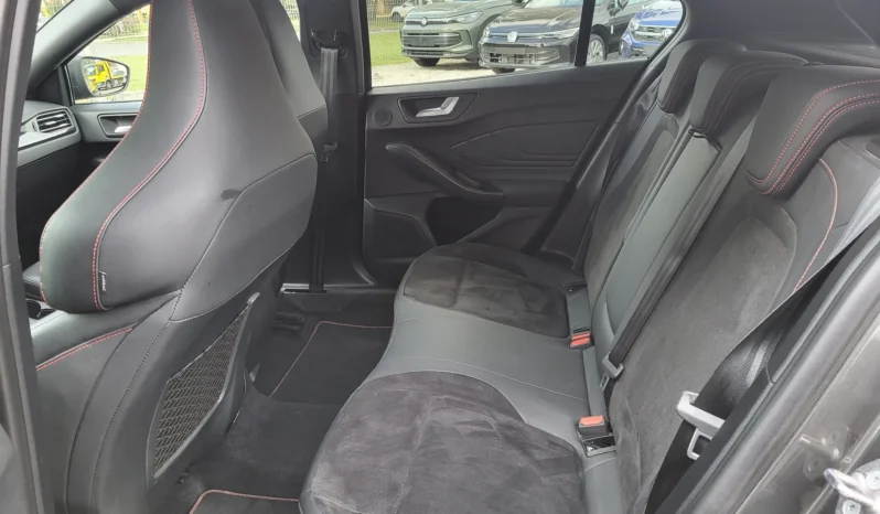 Ford Focus 2.3 EcoBoost ST full