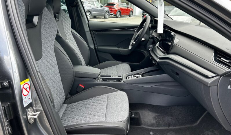 Skoda Octavia Sportline 2,0 TSI (204 KM) 150 kW 7-biegowa automatyczna 4×4 | Vin: TMBCT8NX8TM048724 full