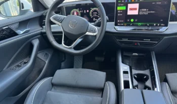 Volkswagen Passat full