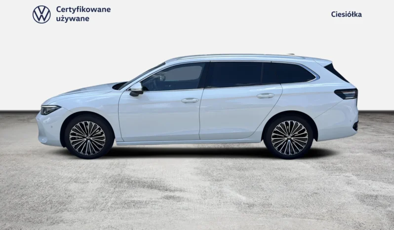 Volkswagen Passat full