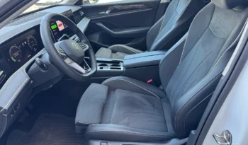Volkswagen Passat full
