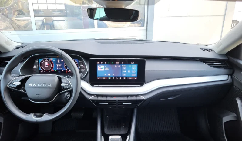 Skoda Octavia full