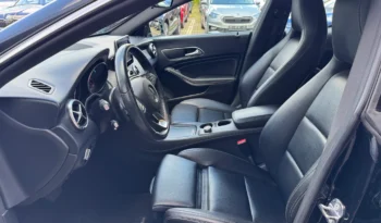 Mercedes-Benz CLA 220 d 7G-DCT full