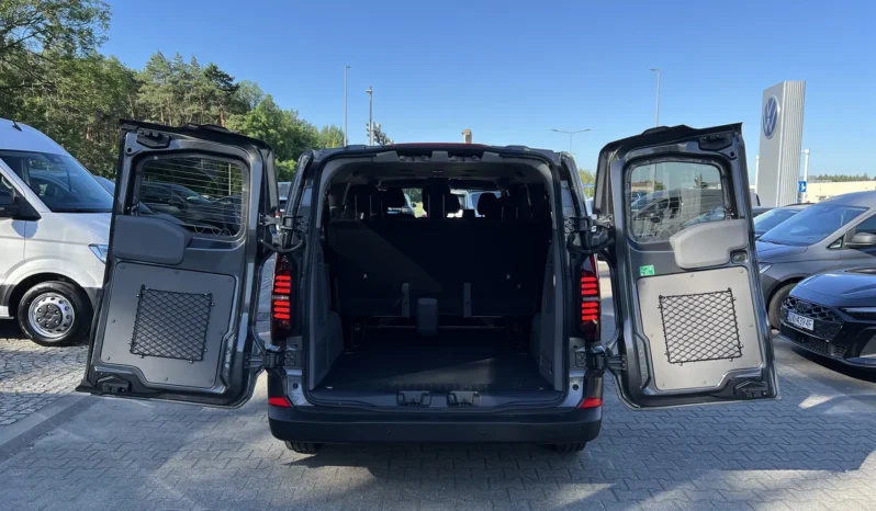VOLKSWAGEN Caravelle silnik: 2,0 l TDI 150 KM / skrzynia biegów: 6-biegowa manualna full