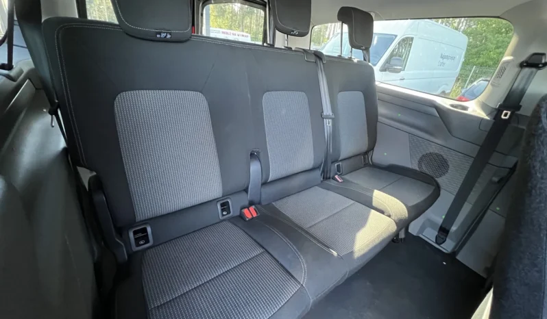 VOLKSWAGEN Caravelle silnik: 2,0 l TDI 150 KM / skrzynia biegów: 6-biegowa manualna full