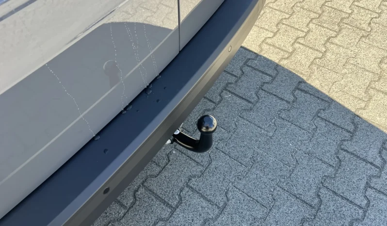 VOLKSWAGEN Caddy silnik: 2,0 l TDI EU6 SCR 102 KM / skrzynia biegów: manualna 6-biegowa full