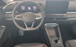 Volkswagen T-Roc Life 1.5 eTSI 110 kW / 150 KM automatyczna, DSG 7-stopniowa