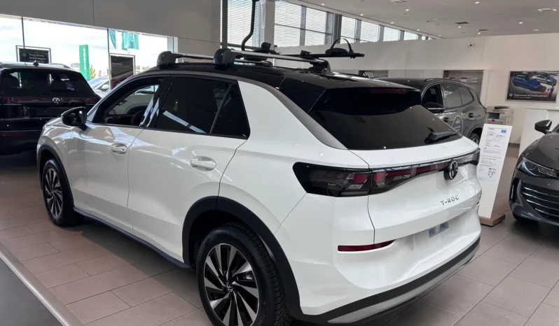 Volkswagen T-Roc Life 1.5 eTSI 110 kW / 150 KM automatyczna, DSG 7-stopniowa full